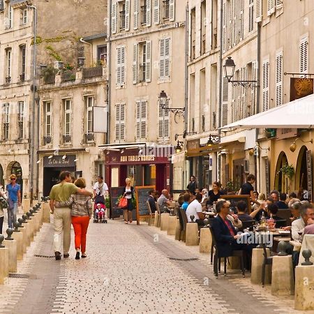 Blue Studio Cosy Et Calme Proche Du Centre Avec Tv Et Wifi La Rochelle  Luaran gambar