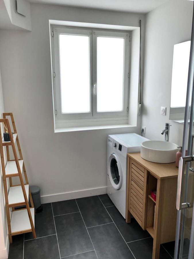 Blue Studio Cosy Et Calme Proche Du Centre Avec Tv Et Wifi La Rochelle  Luaran gambar