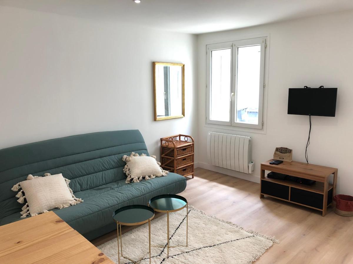 Blue Studio Cosy Et Calme Proche Du Centre Avec Tv Et Wifi La Rochelle  Luaran gambar